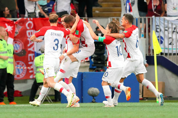 层的共进午 层的共进午